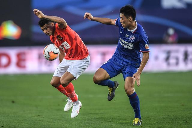 张镇麟16分辽宁胜天津 孙铭徽14+19广厦胜福建